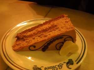 La Glace Cake